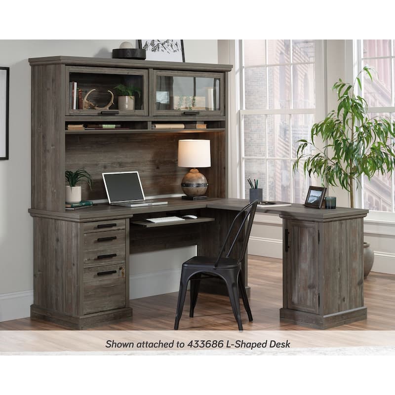Aspen Post Large Hutch