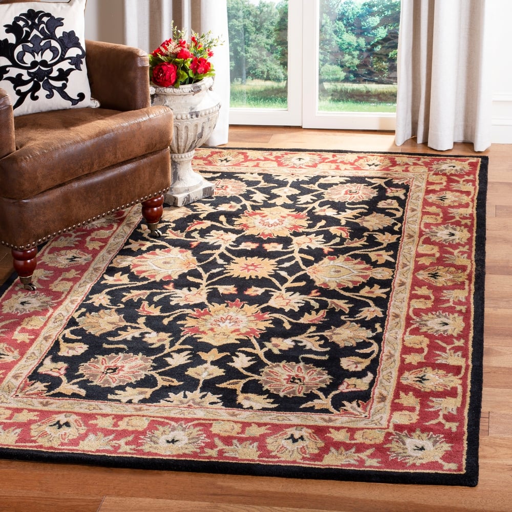 SAFAVIEH Handmade Heritage Burkhild Traditional Oriental Wool Rug