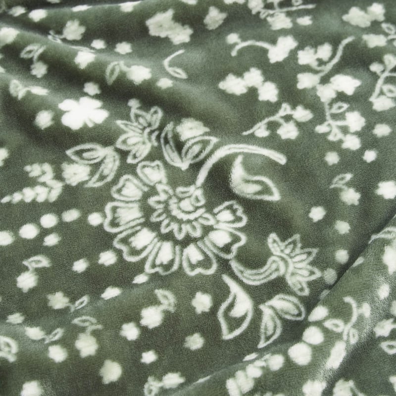 Lucky Brand Lucky Clovers Plush Throw Blankets