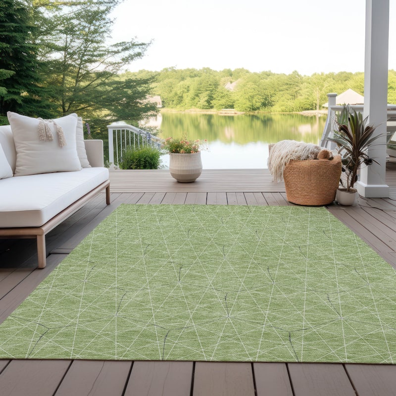 Machine Washable Indoor/ Outdoor Mosaic Geo Chantille Rug