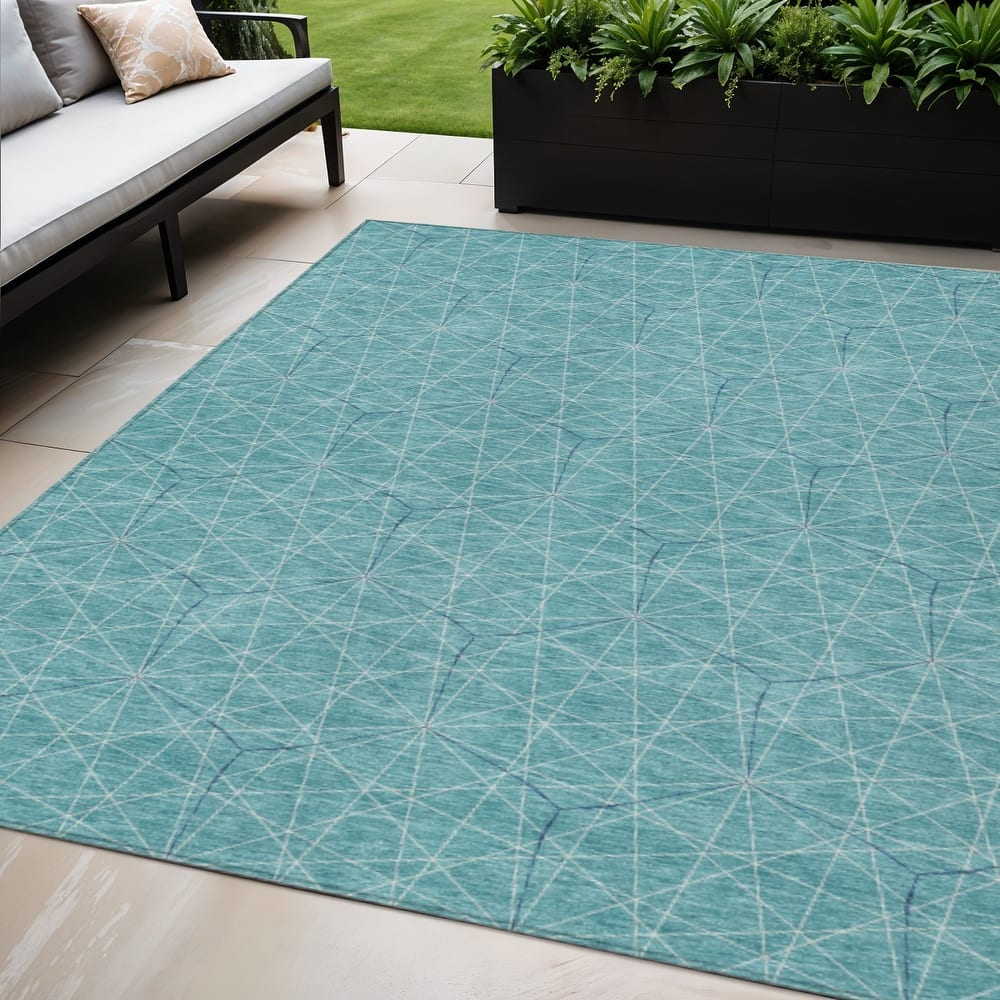 HomeRoots Geometric Transitional Rectangle Outdoor Rug