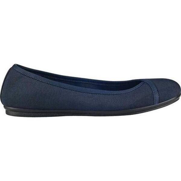 Shop Easy Spirit Women S Gulia Flat Navy Fabric Free Shipping On