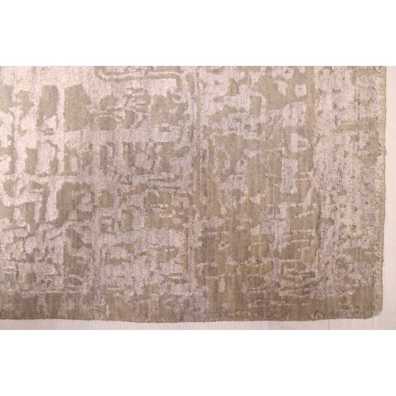 ECARPETGALLERY Hand-knotted Legacy Taupe Silk, Wool Rug - 2'7 x 7'11