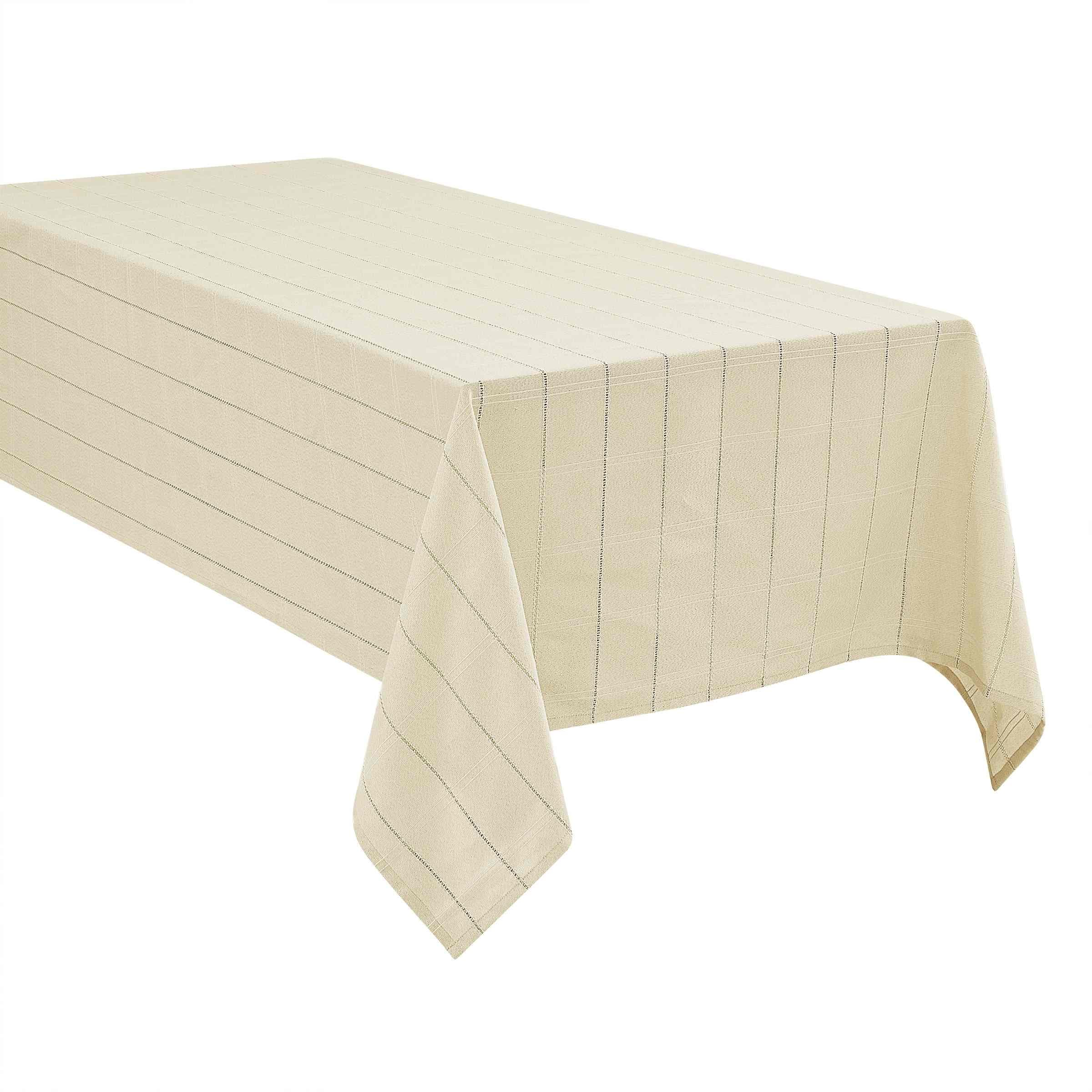 Izod Chadwick Linen Gold Lurex 60" x 120" Tablecloth