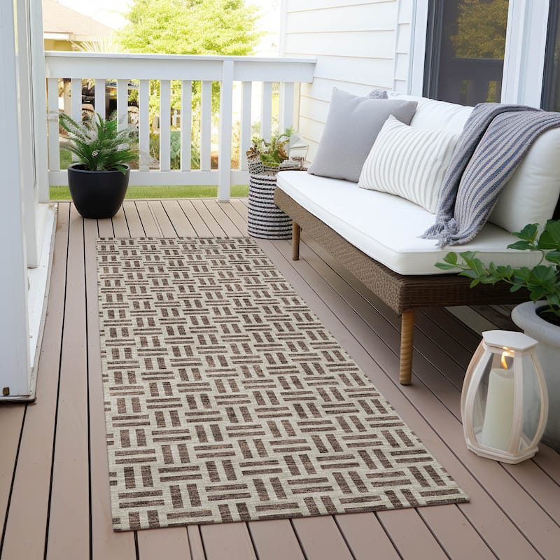 Machine Washable Indoor/ Outdoor Contemporary Basketweave Chantille Rug - Chocolate - 2'3" x 7'6"