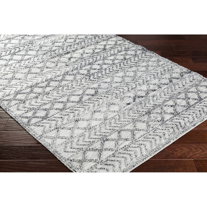 Novenae Handmade Performance Outdoor Safe Area Rug