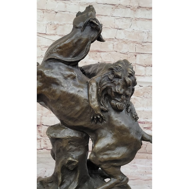 Imitative Lion Attacking Imitative Horse - Bronze Metal Sculpture By Antoine Barye On Marble Base