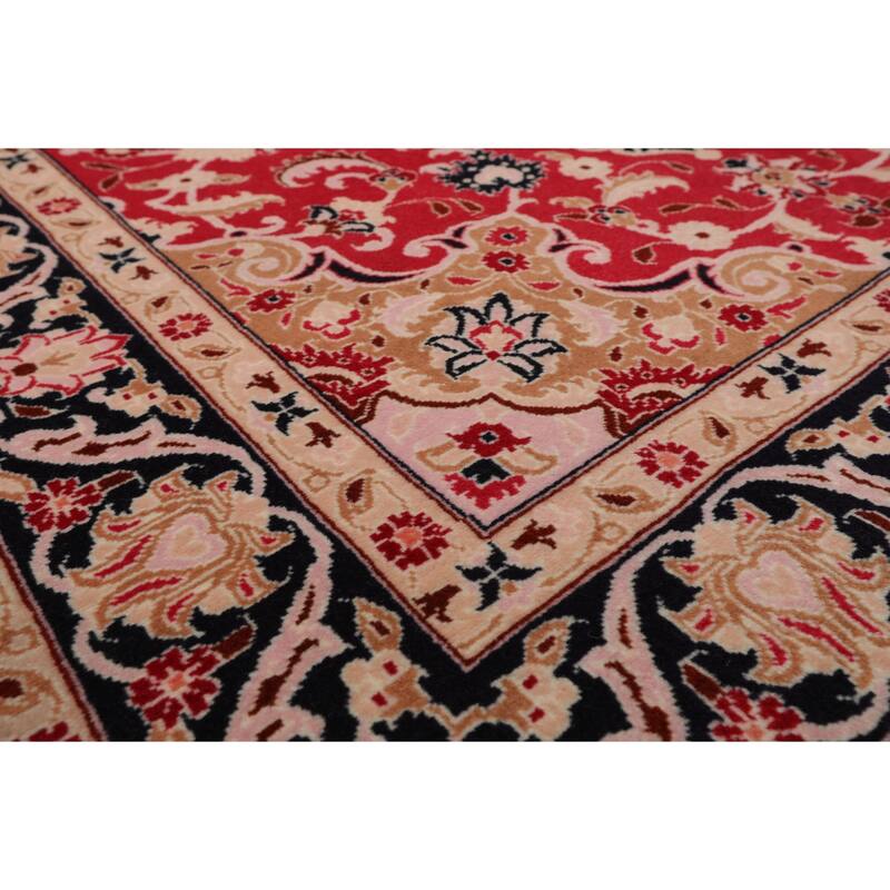 3'6''x5 Hand Knotted Wool Red Traditional 250 KPSI Rug - 3' 6'' x 5'