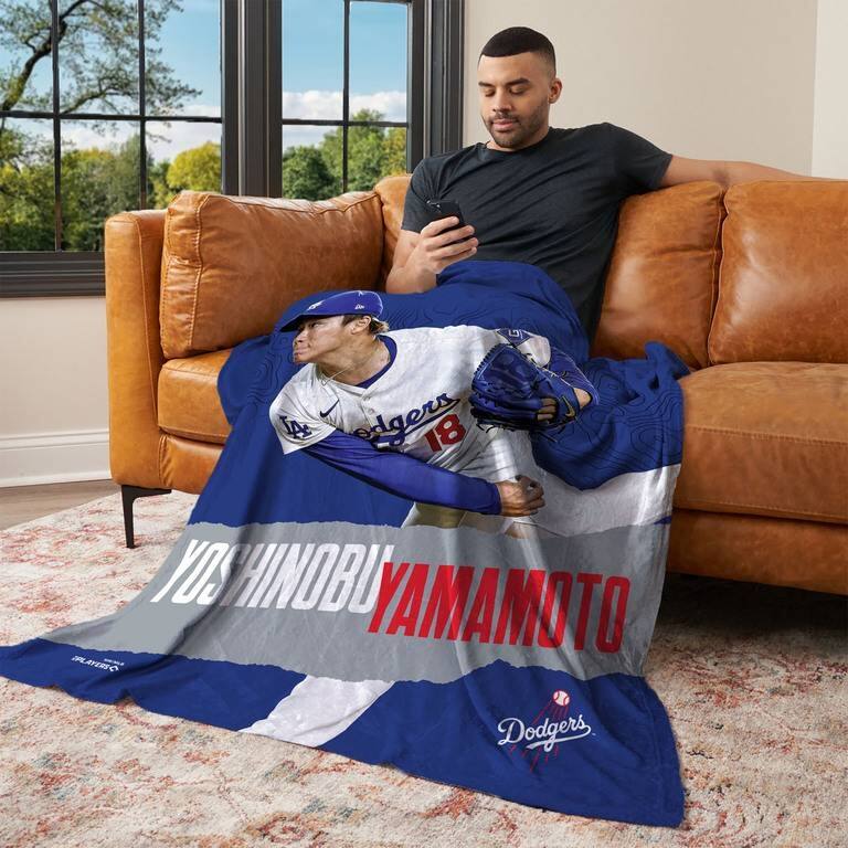 MLB Los Angeles Dodgers Player Silk Touch Throw Blanket