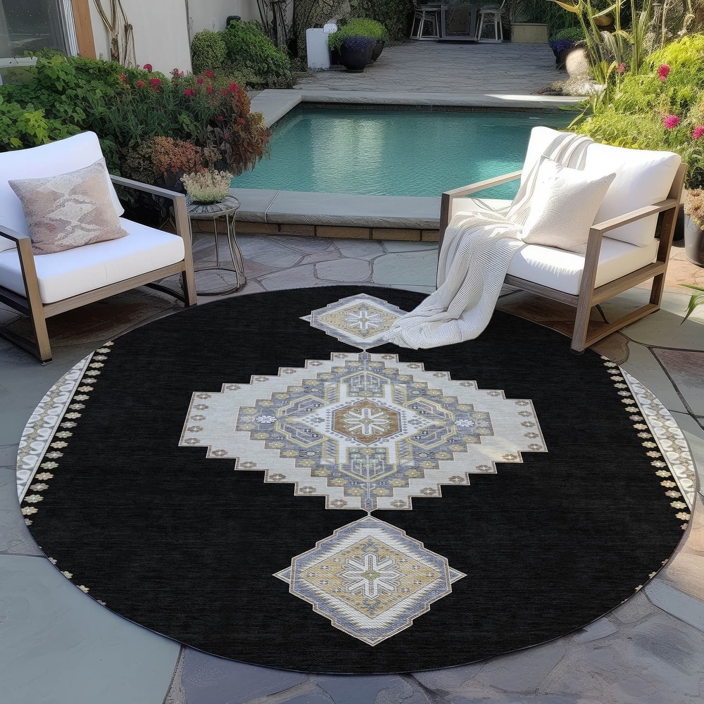 Machine Washable Indoor/ Outdoor Boho Traditional Chantille Rug