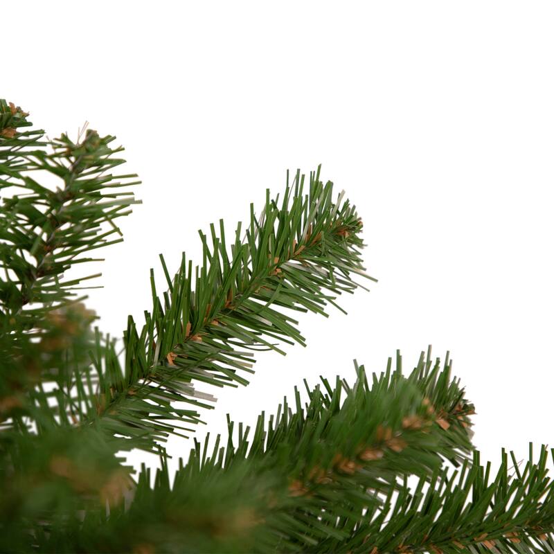 28" Deluxe Dorchester Pine Artificial Christmas Swag, Unlit
