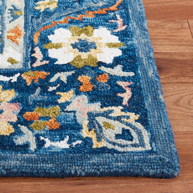 SAFAVIEH Handmade Aspen Sanije Boho Wool Rug