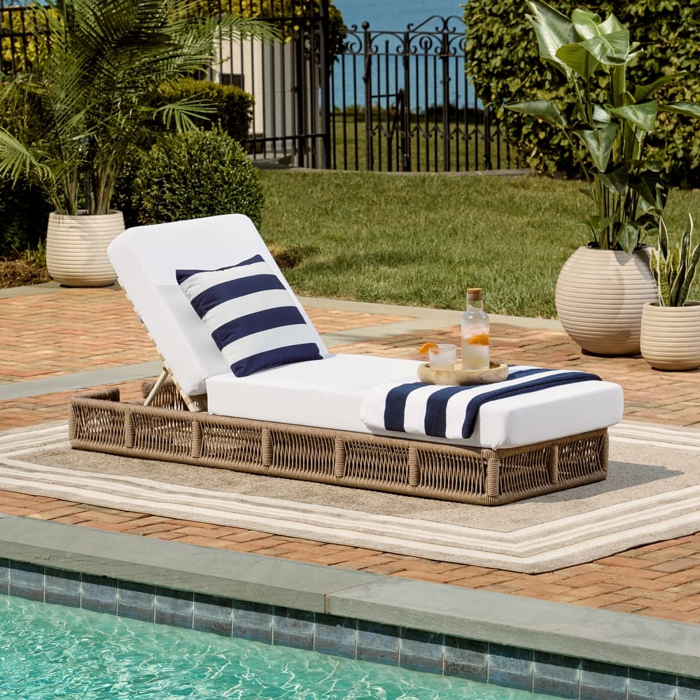 SAFAVIEH Outdoor Tinna Sun Lounger - 75"W x 25"D x 13"H