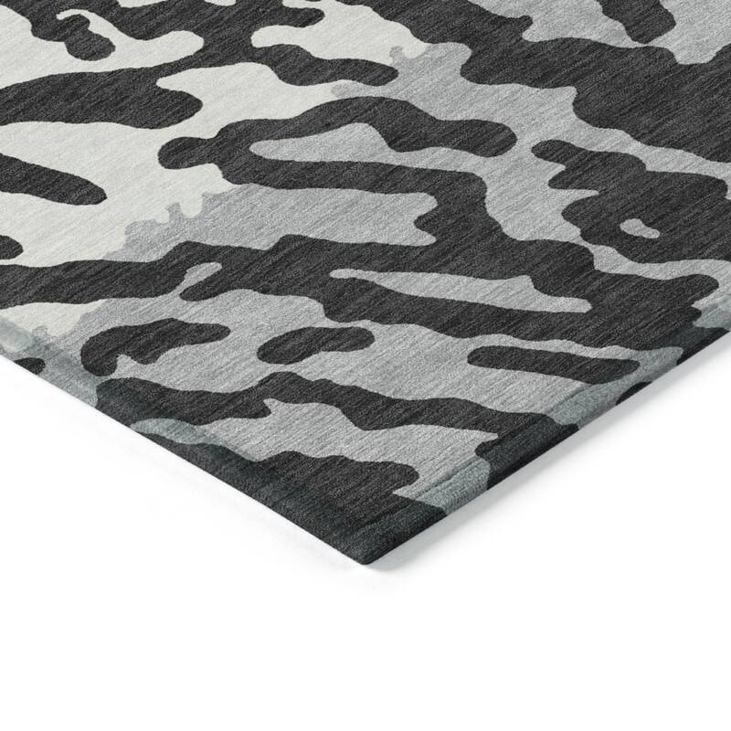 HomeRoots Animal Print Transitional Rectangle Outdoor Rug