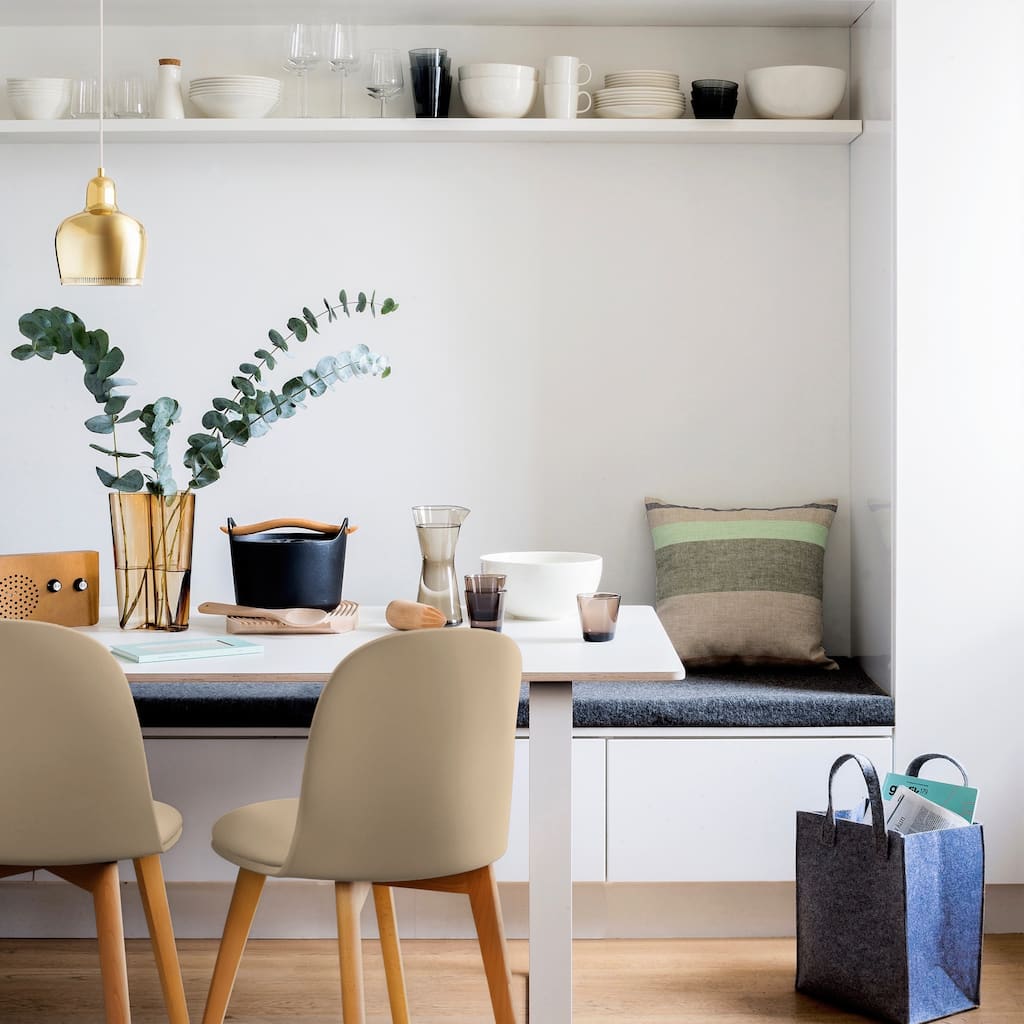 Set of 4 Plastic Dining Chairs Padded Cushion Faux Leather Wooden Legs For Kitchen Waiting Room Outdoor Party