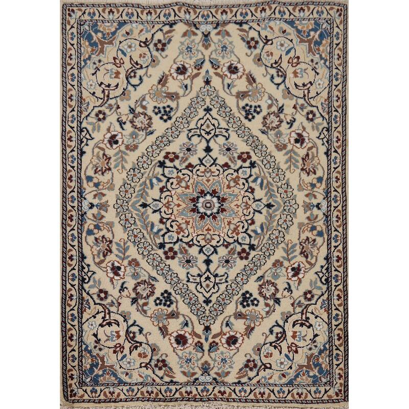 Traditional Floral Nain Foyer Rug Hand-Knotted Wool Carpet - 2'11" x 4'4"