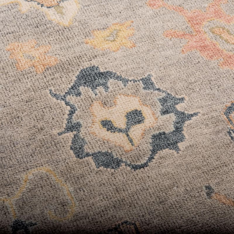 Alora Decor Lush Grey Floral Hand Knotted Traditional Wool Area Rug