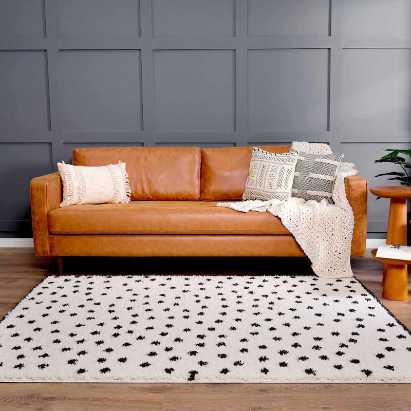 Hauteloom Chaia Living Room, Bedroom Area Rug - Plush Pile - White, Black - 2' x 3'