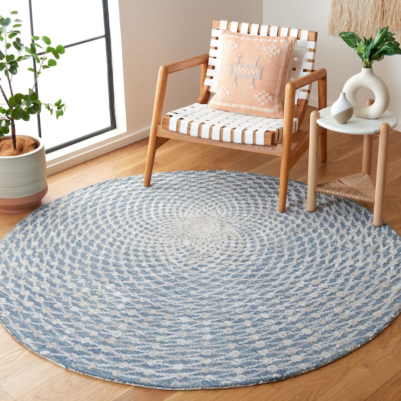 SAFAVIEH Handmade Metro Arisa Modern Wool Rug - 6' Round - Grey/Beige