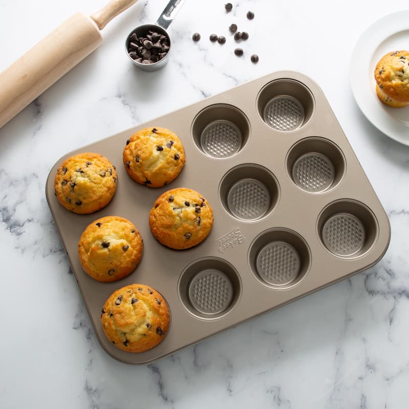 Kitchen Details Pro Series 12 Cup Cupcake Pan