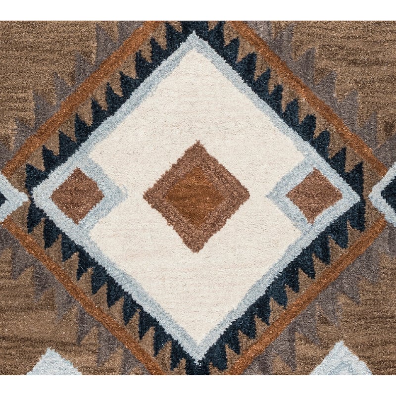Alora Decor Pueblo Multi-colored Diamond Hand-tufted Wool Rug