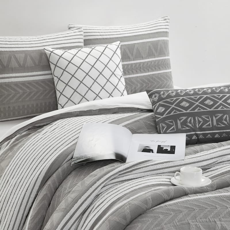 Nanshing Athena 6 Piece Contemporary Geometric Comforter Set