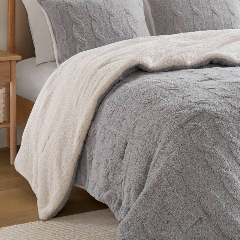 Madison Park Riordan Cable Knit Chenille Comforter Set