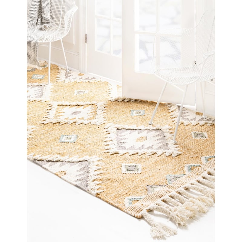 Southwestern/Lodge Izhobert Collection Area Rug - Yellow - 2'x3'