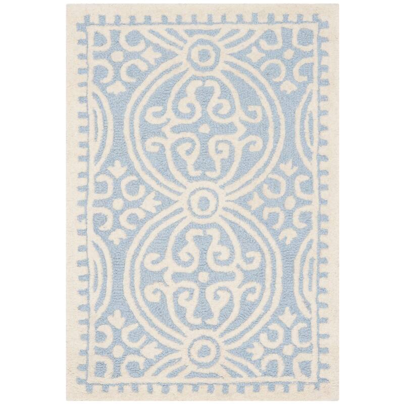 SAFAVIEH Handmade Cambridge Myrtis Moroccan Wool Rug - 2'6" x 4' - Light Blue/Ivory