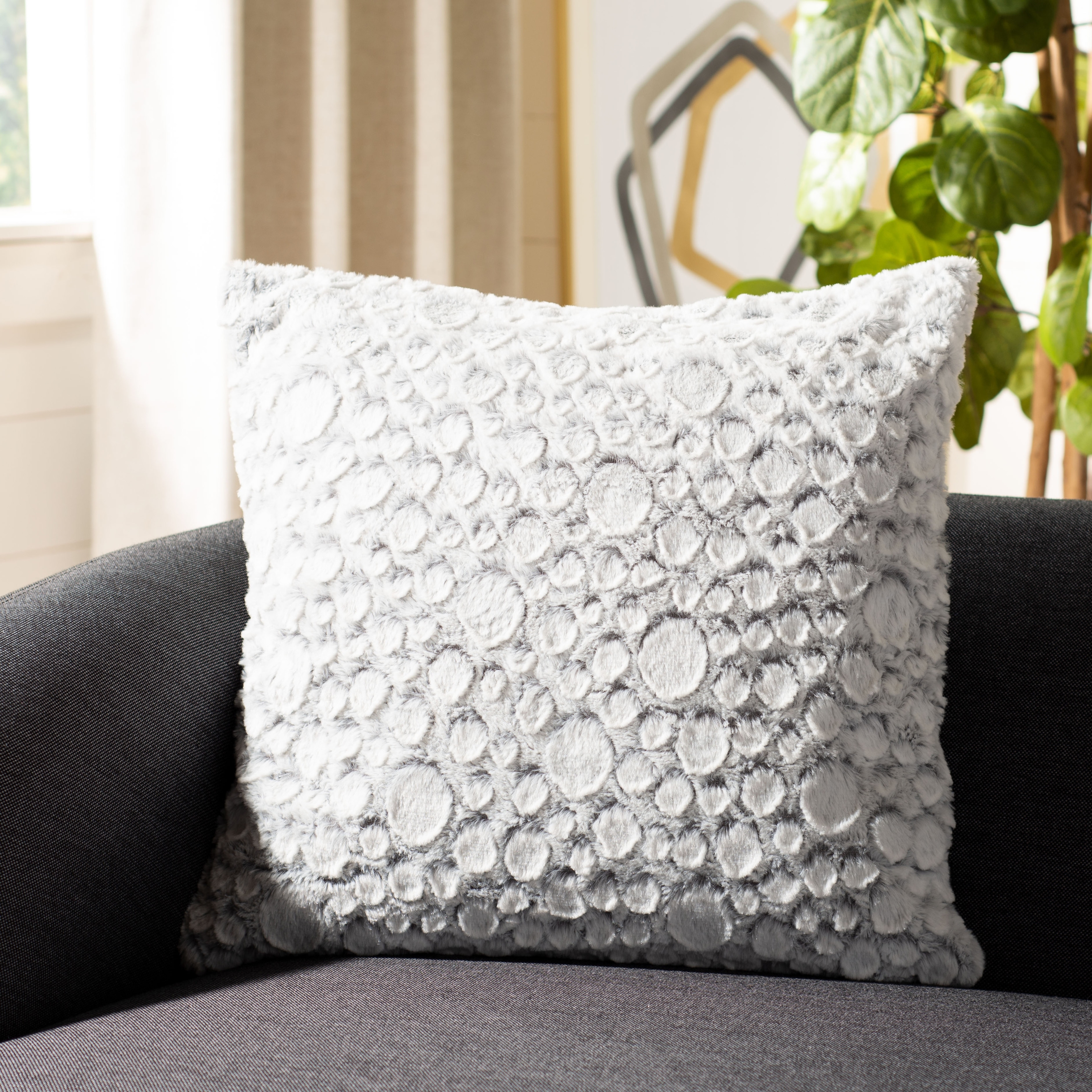 SAFAVIEH Karlien 20-inch Pillow