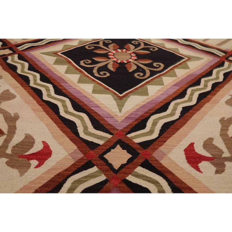 8'2''x9'9'' Hand Woven Wool Ivory Kilim Traditional Area Rug - 8' 2'' x 9' 9''