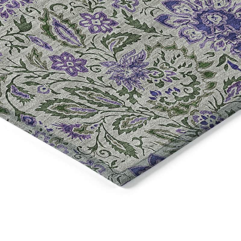HomeRoots Floral Transitional Rectangle Outdoor Rug