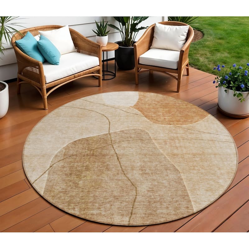 HomeRoots Abstract Transitional Rectangle Outdoor Rug - 8' Round