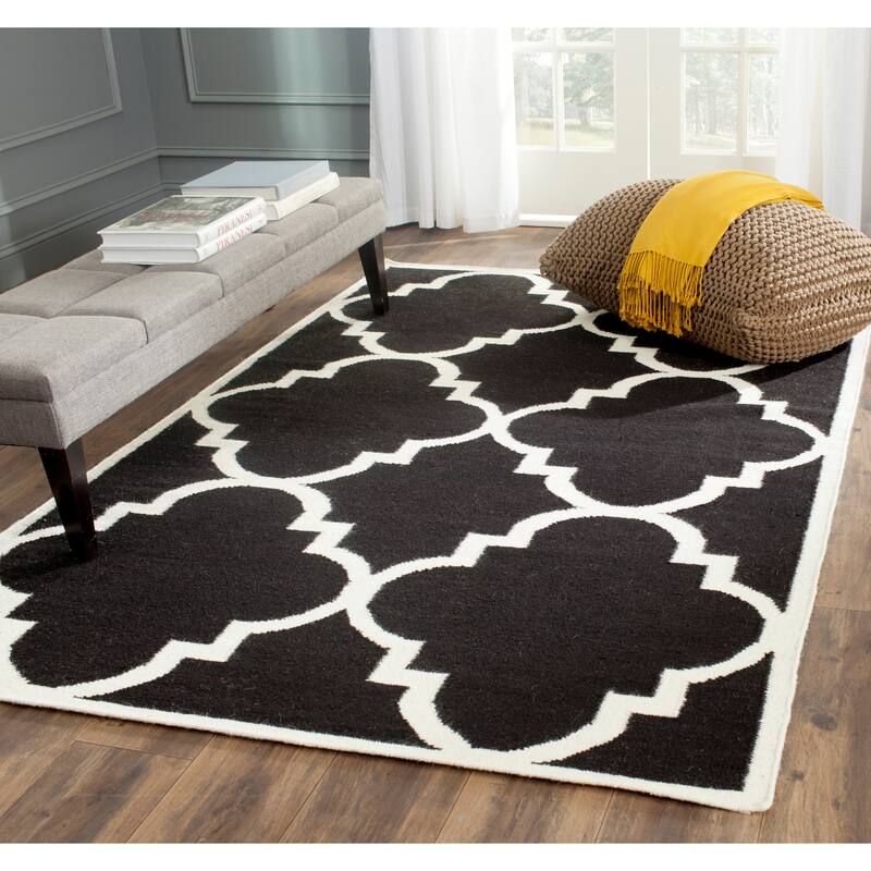SAFAVIEH Handmade Flatweave Dhurries Jinan Modern Moroccan Wool Rug - 3' x 5' - Black/Ivory
