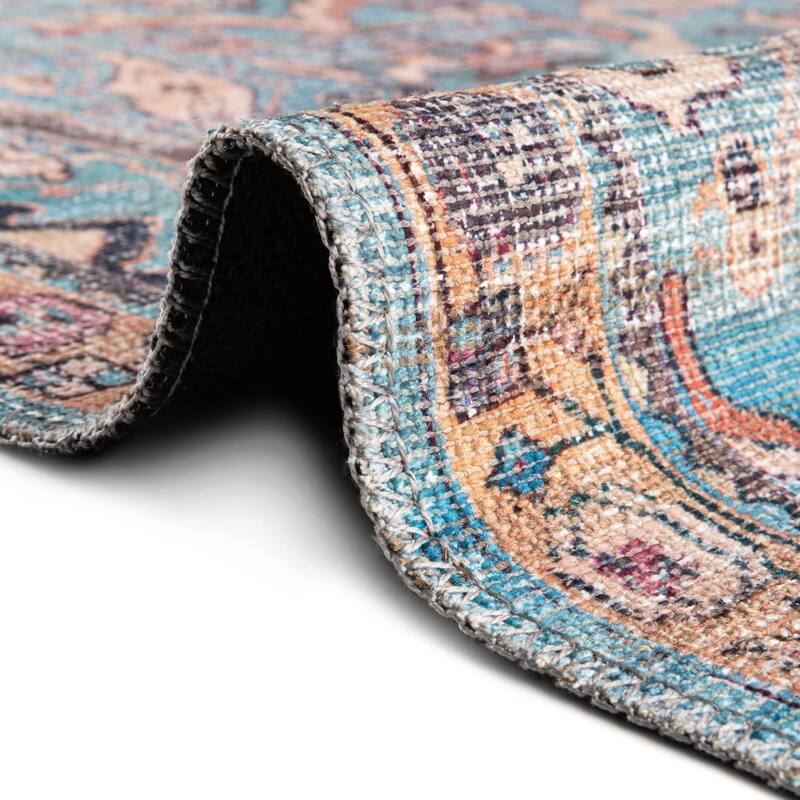 Transitional Pria Collection Area Rug