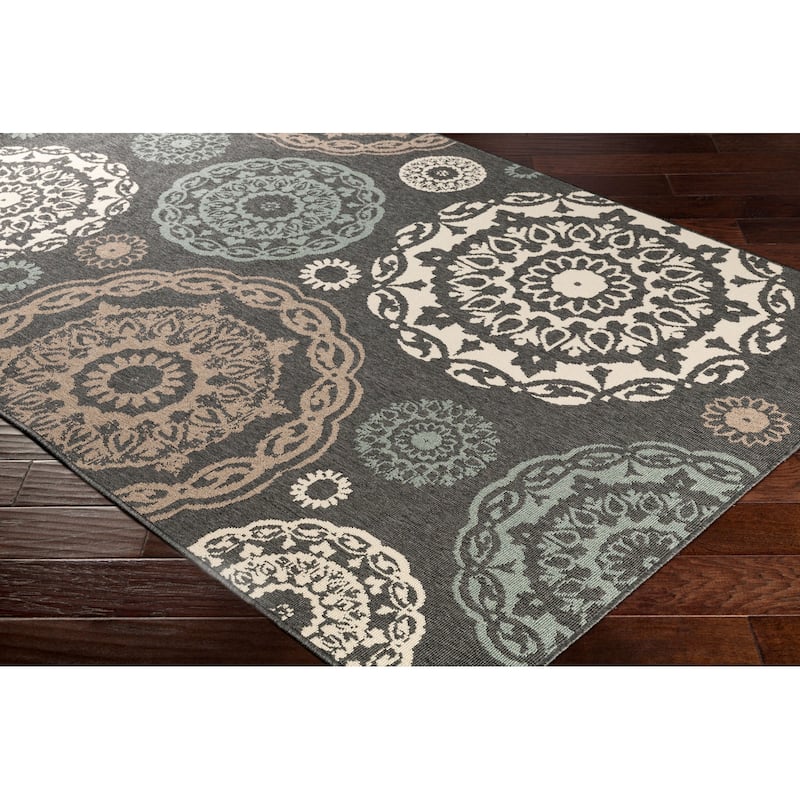 Livabliss Transitional Alfresco Medallion Indoor/Outdoor Area Rug