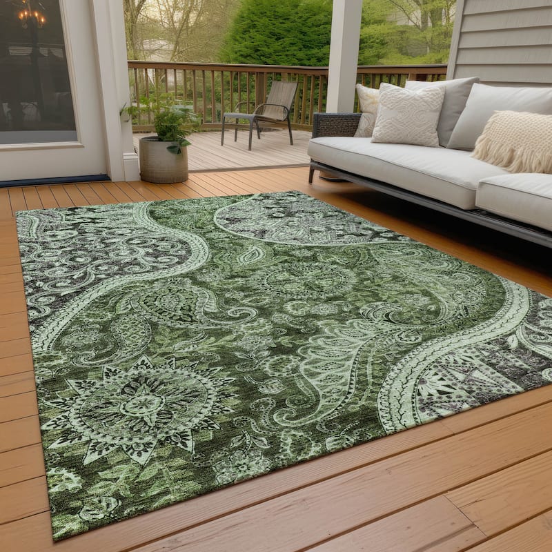 Machine Washable Indoor/ Outdoor Modern Paisley Chantille Rug