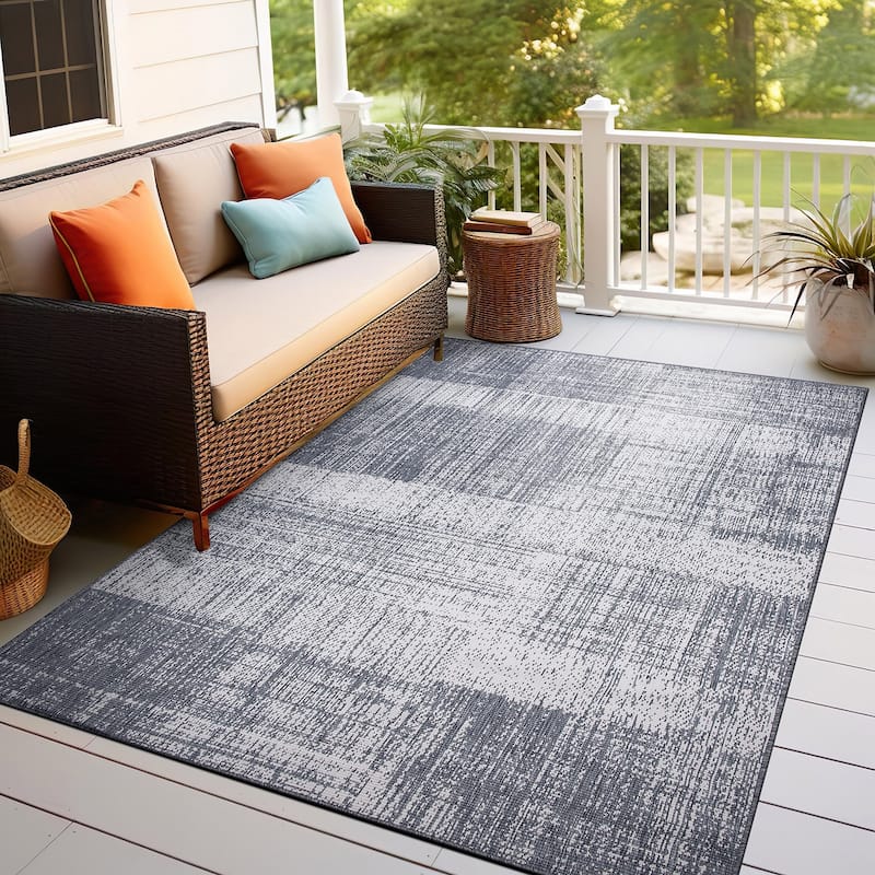 World Rug Gallery Distressed Boxes Indoor/Outdoor Area Rug