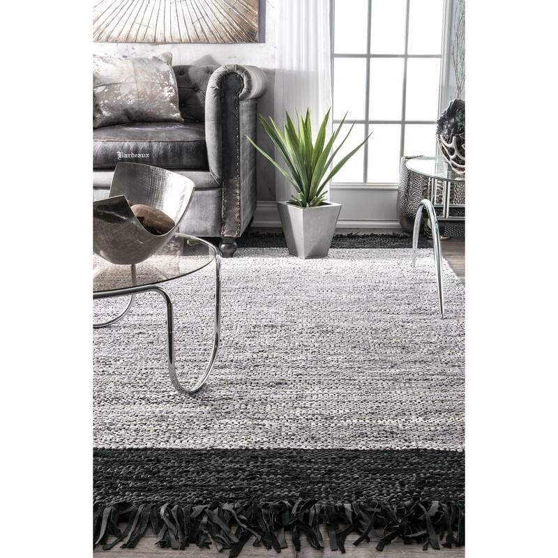 Nuloom Hand-woven Leather/ Cotton Tassel Area Rug