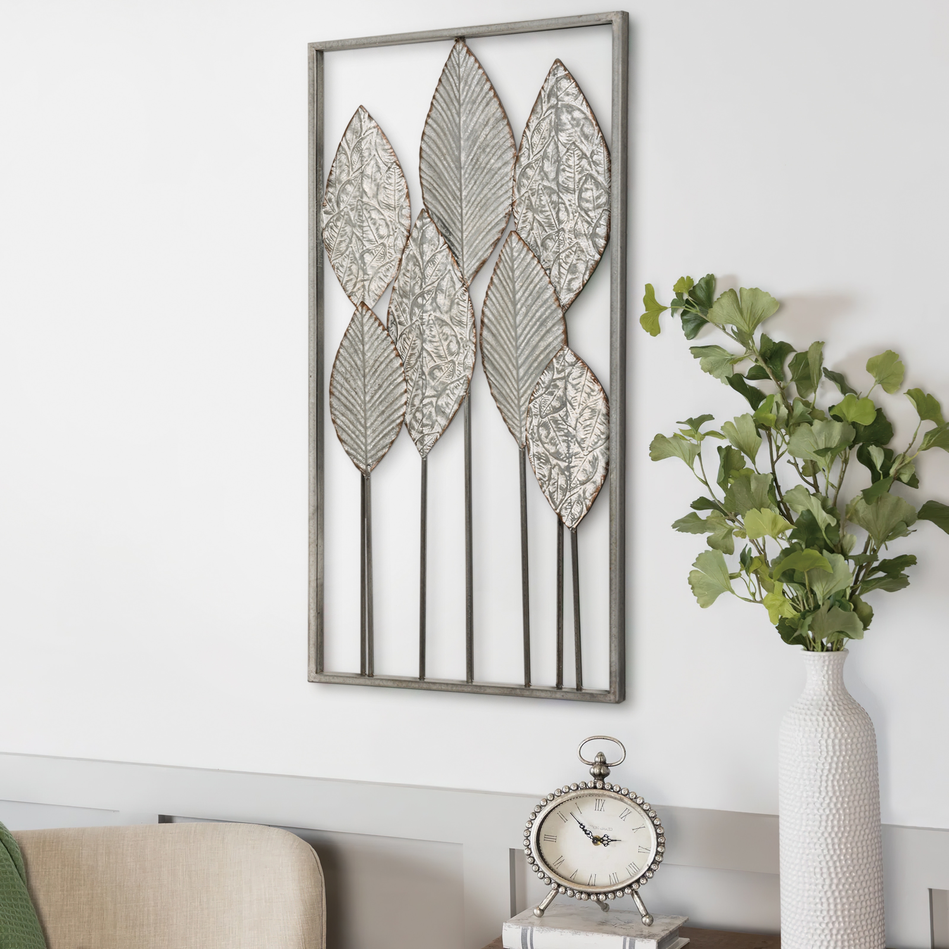 COZAYH Farmhouse Metal Leaves Wall Decor, Distressed Wall Art Hanging for Home  Living Room Decors Bed Bath  Beyond 36240417