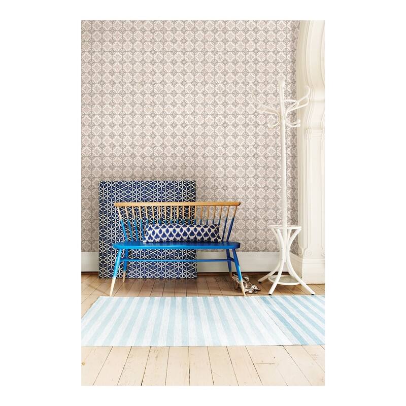 Geo Pink Quatrefoil Wallpaper - 20.5in x 396in x 0.025in