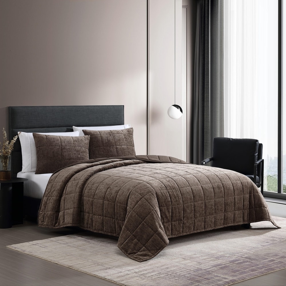 Vera Wang Chenille Box Solid 3 Piece Quilt Set