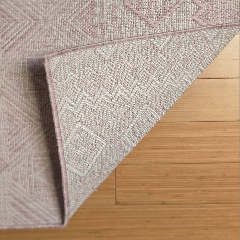 Gertmenian Savara Global Geometric Polypropylene Indoor Outdoor Performance Flatweave Area Rug Collection