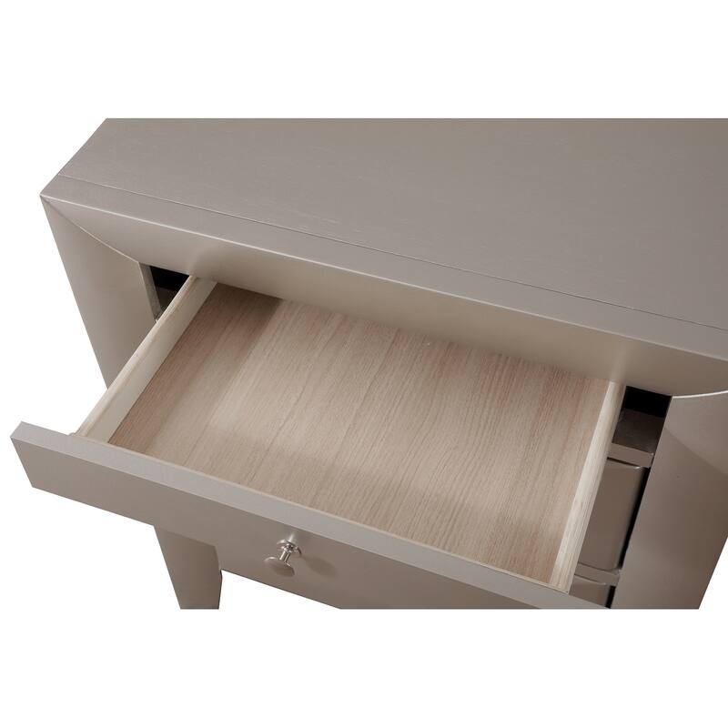 Wooden Nightstand with 3-Dovetailed Drawers - 28" - Silver