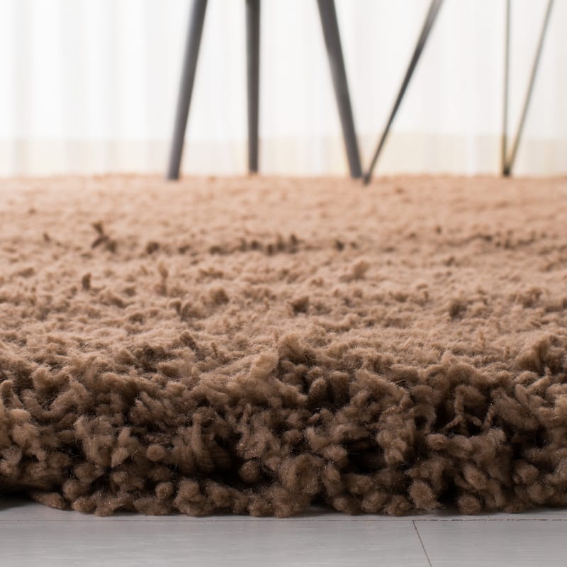 SAFAVIEH Handmade Eryn Ultra Classic Shag Solid Rug
