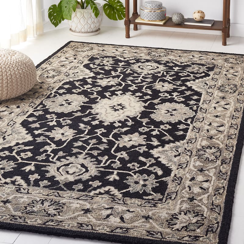 SAFAVIEH Handmade Aspen Nicasia Boho Wool Rug