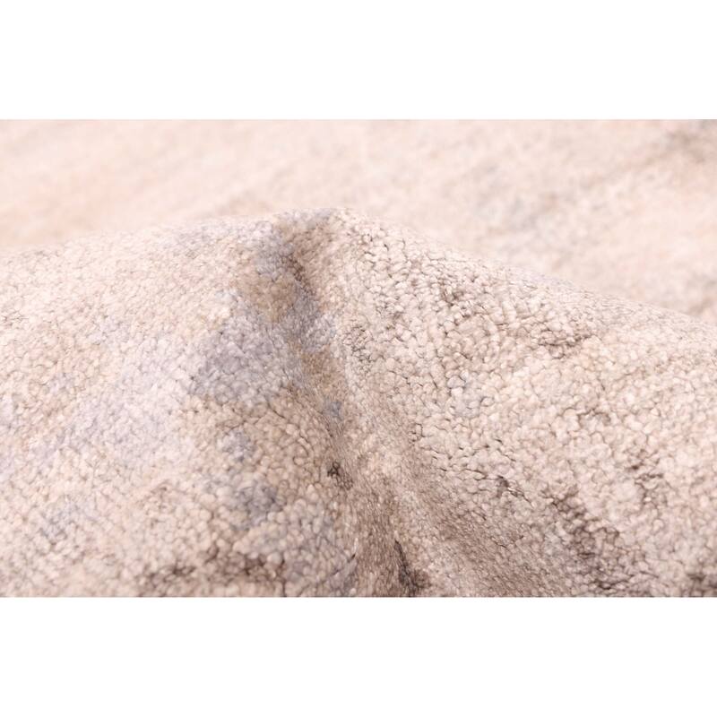 ECARPETGALLERY Hand-knotted Legacy Light Grey Silk Rug - 5'4 x 7'10