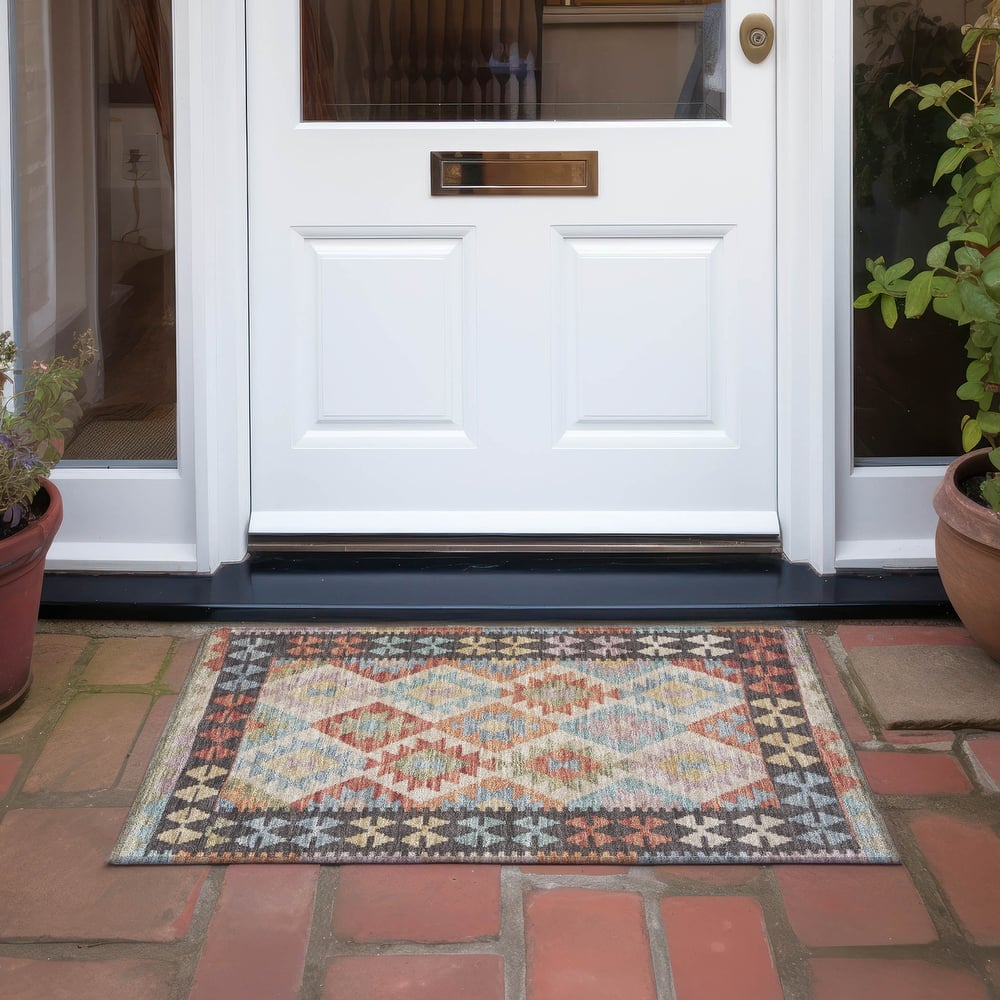 Machine Washable Indoor/ Outdoor Boho Global Chantille Rug