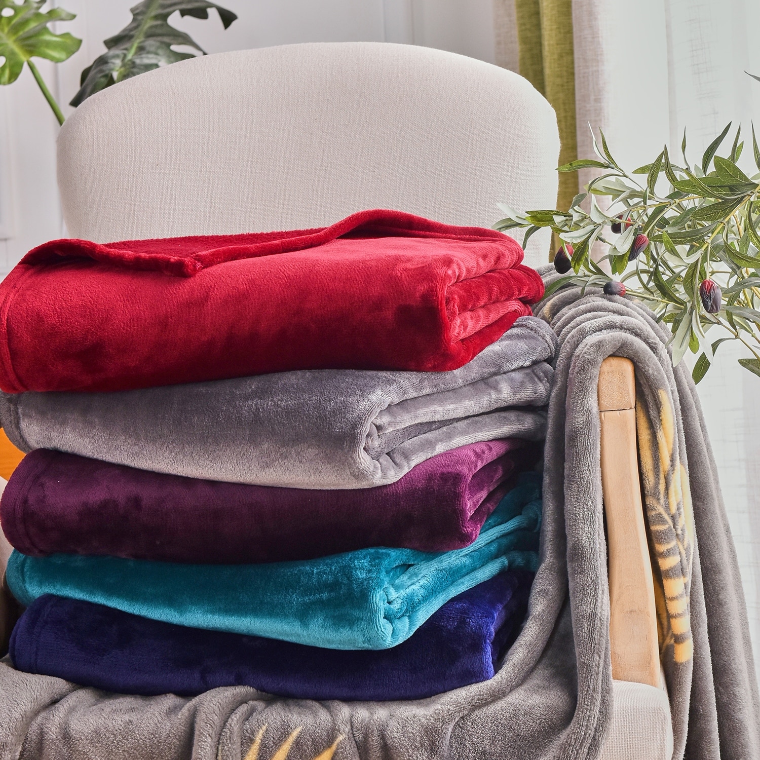 Large Solid Velvet Plush Fleece Blanket