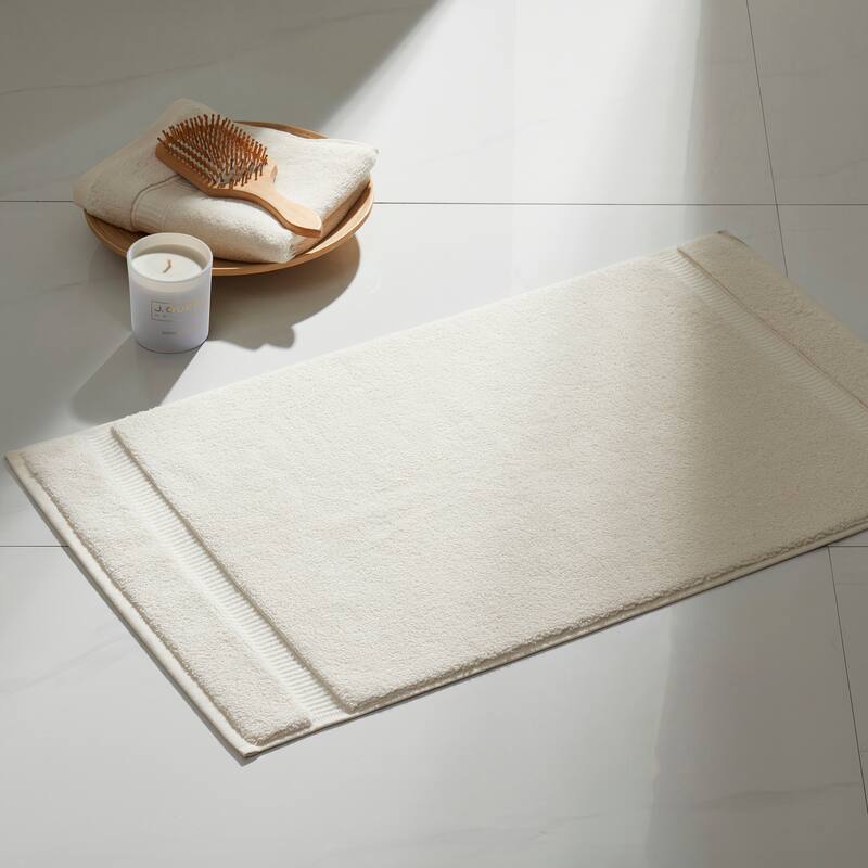 J. Queen New York Belmore Bath Mat - Ivory